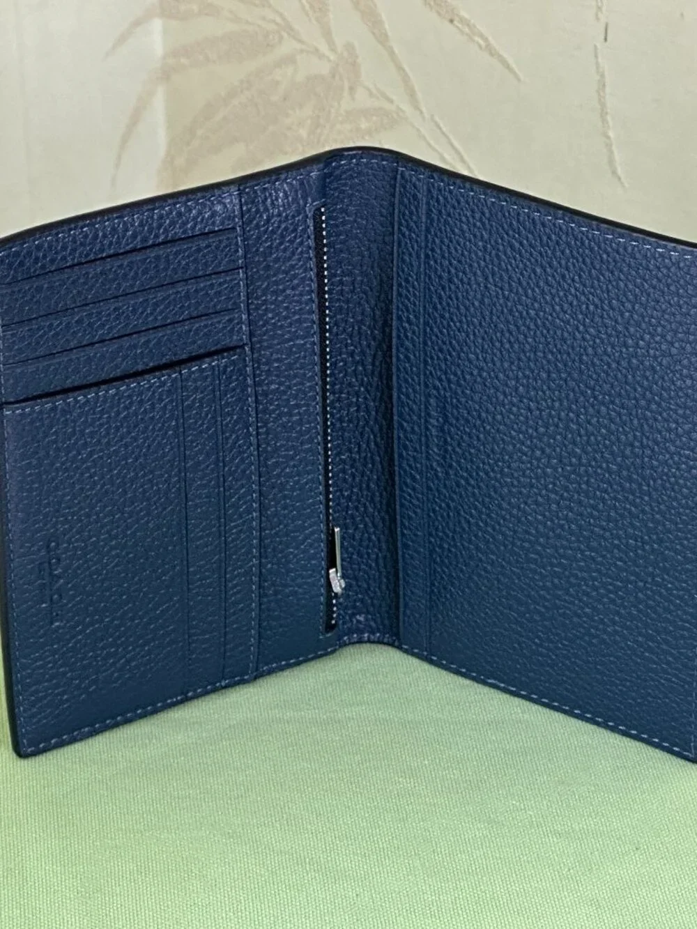 COACH PASSPORT CASE:NWT LEATHER w/CAR PRINT OR SIGNATURE CANVAS STRIPE:NWT